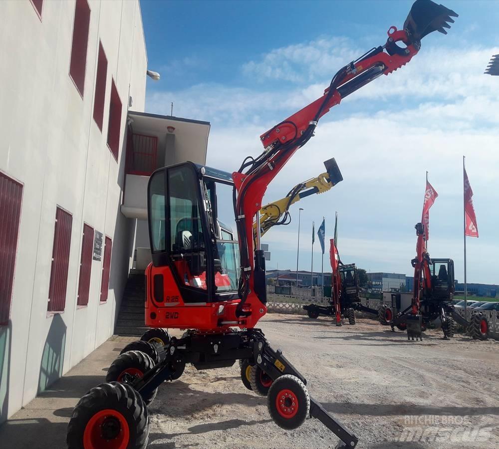 Euromach R25 水陸兩用挖掘機