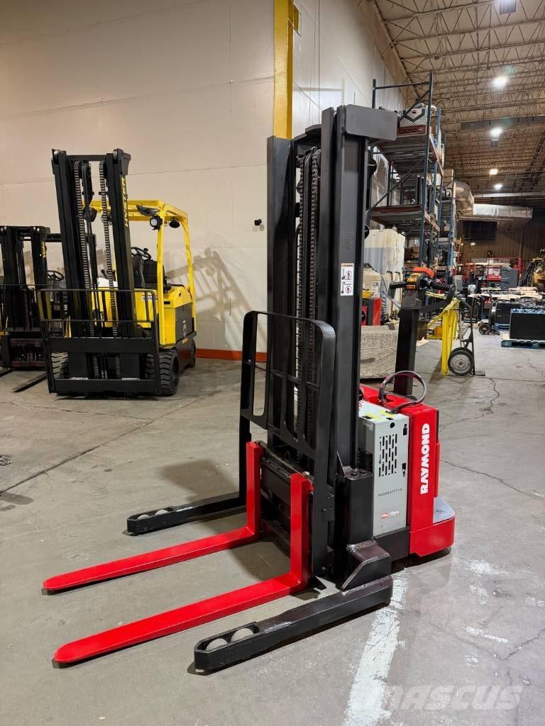 Raymond RSS40 自走式堆積機