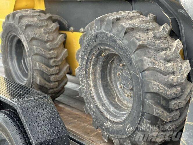 New Holland L 228 滑移轉向裝載機