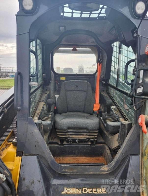 John Deere 333G 滑移轉向裝載機