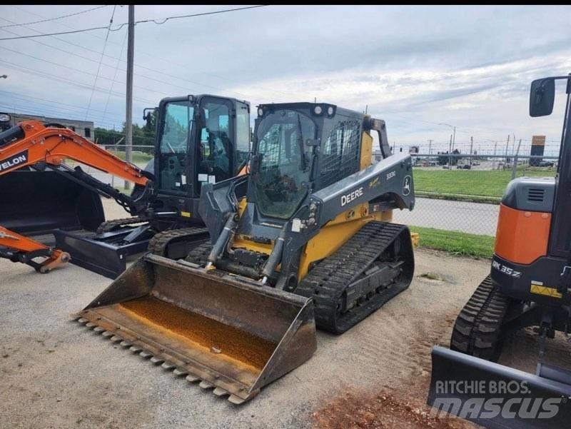 John Deere 333G 滑移轉向裝載機