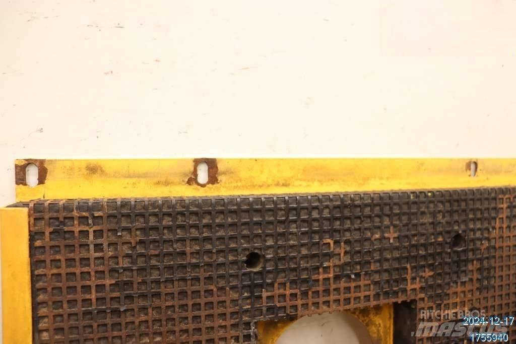 Ljungby L 12 駕駛室與內部