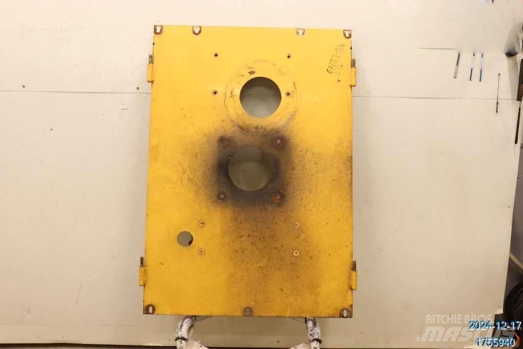 Ljungby L 12 駕駛室與內部