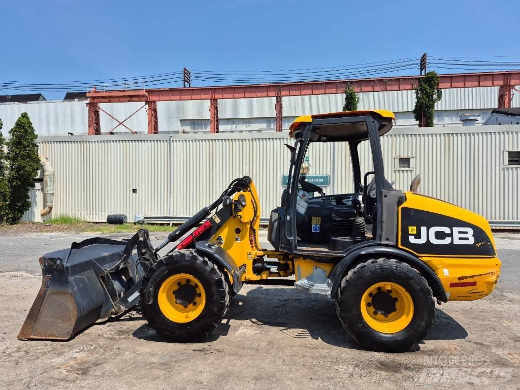 JCB 406 B 輪胎式裝載機