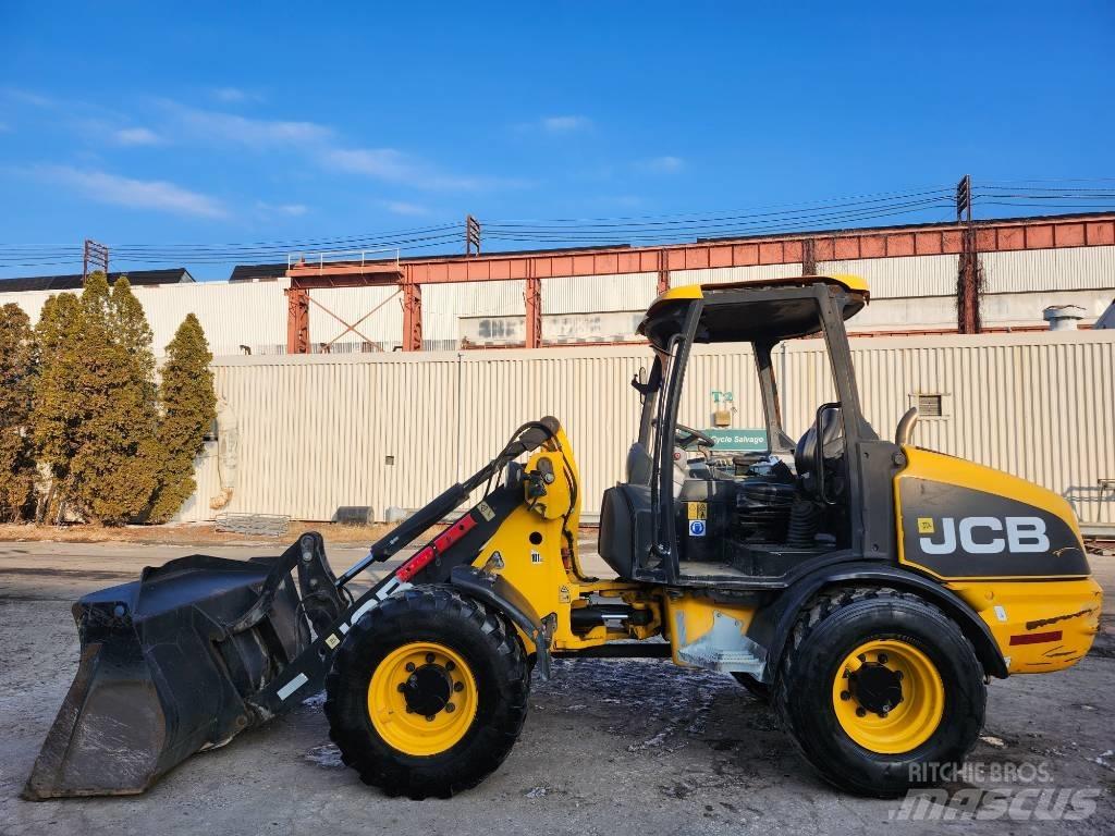 JCB 406 B 輪胎式裝載機