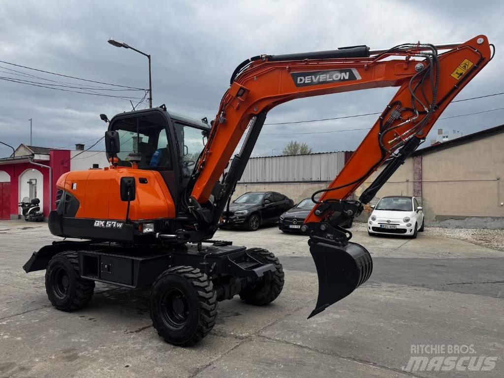 Develon DX 57 W-7 旋轉式挖土機/掘鑿機/挖掘機