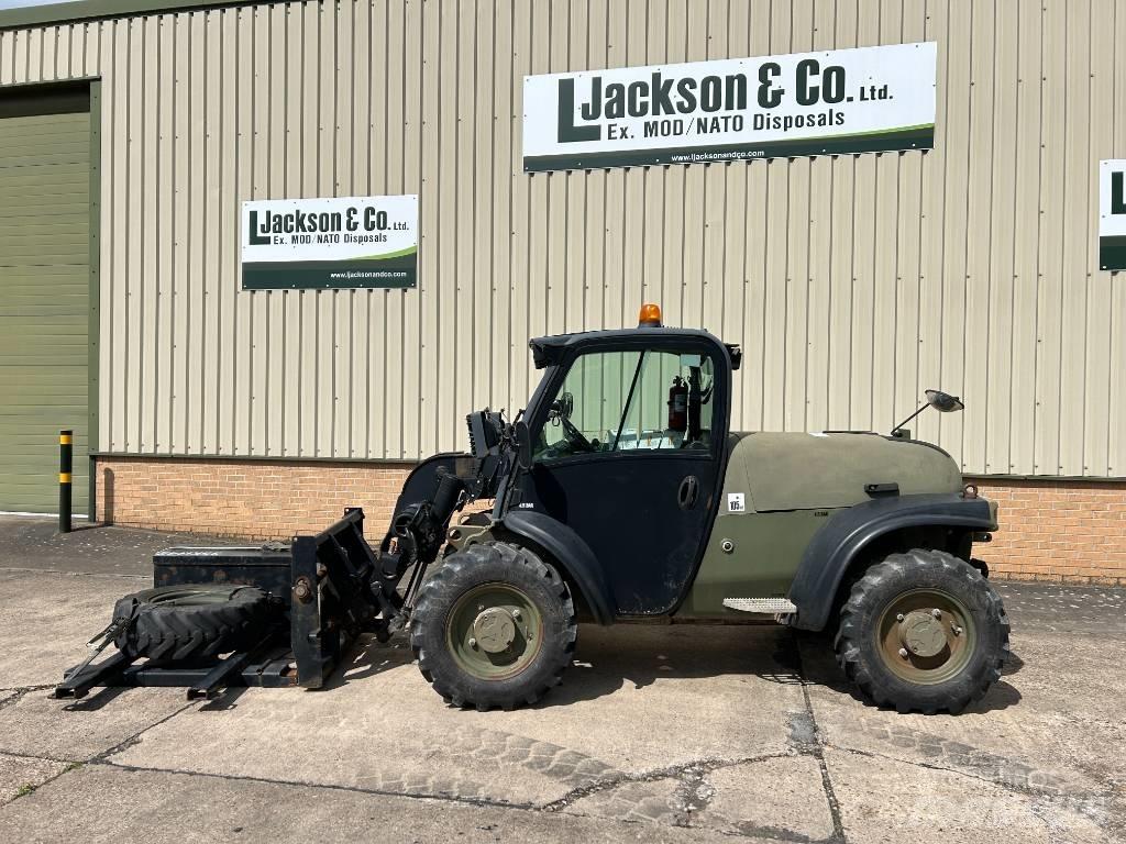 JCB 524-50 伸縮臂操作車
