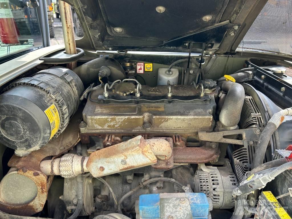 JCB 524-50 伸縮臂操作車