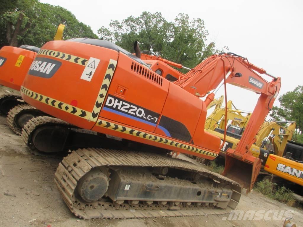 Doosan DH 220 LC 履帶式 挖土機/掘鑿機/挖掘機