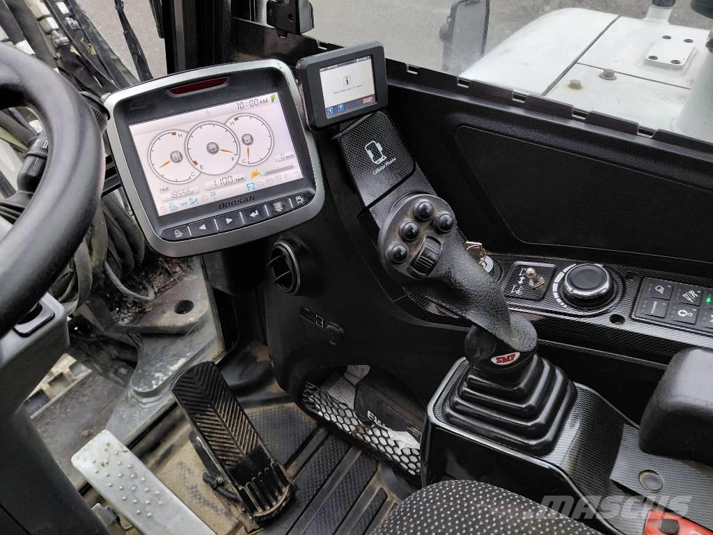 Bobcat E 57 W 旋轉式挖土機/掘鑿機/挖掘機