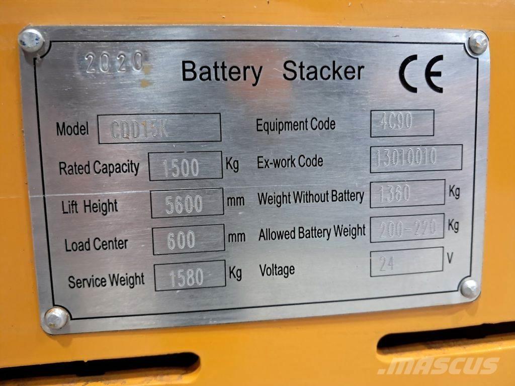  stapelaar CDD15K 行走控制式堆積機