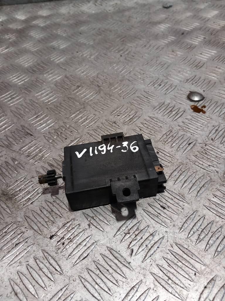 Volvo FH 12  3090297 電子設備