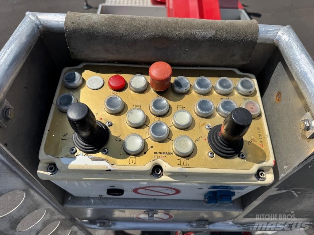 Ruthmann TB 270 卡車裝載高空作業車