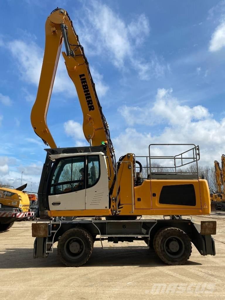 Liebherr LH 30 M 廢棄物/工業用操作車