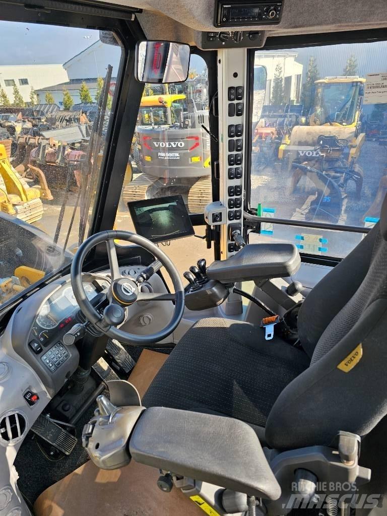 Volvo L260H 輪胎式裝載機