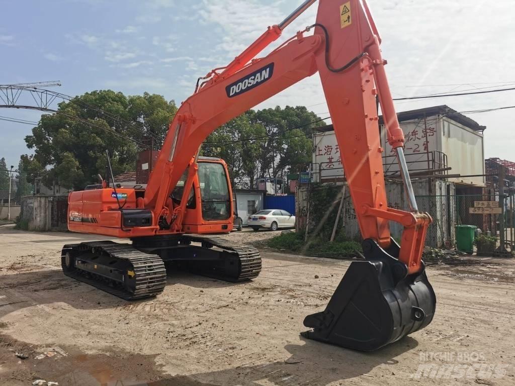 Doosan DX 225 LC 履帶式 挖土機/掘鑿機/挖掘機