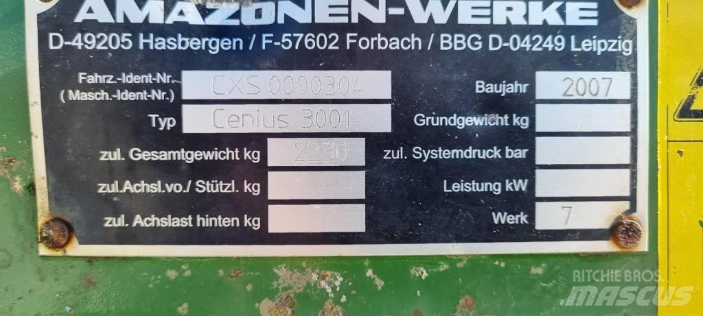 Amazone Cenius 3001 中耕管理機
