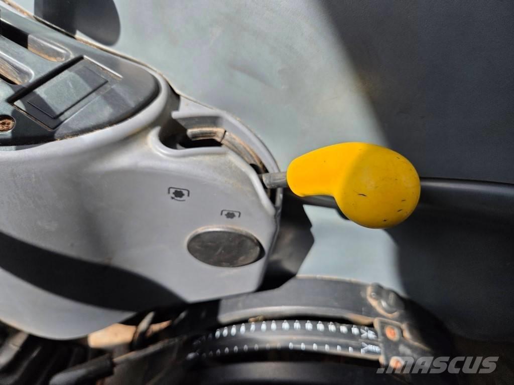 New Holland TN 75 D 曳引機