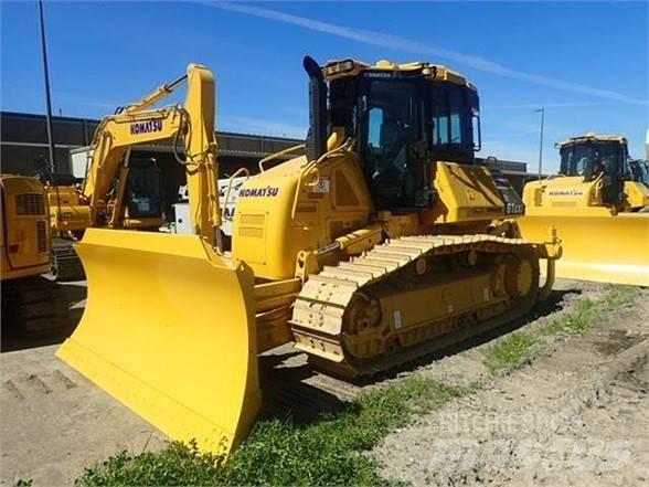 Komatsu D61EXi-24 履帶推土機