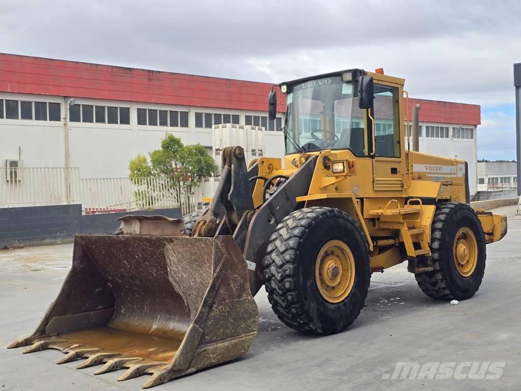 Volvo L 90 C 輪胎式裝載機