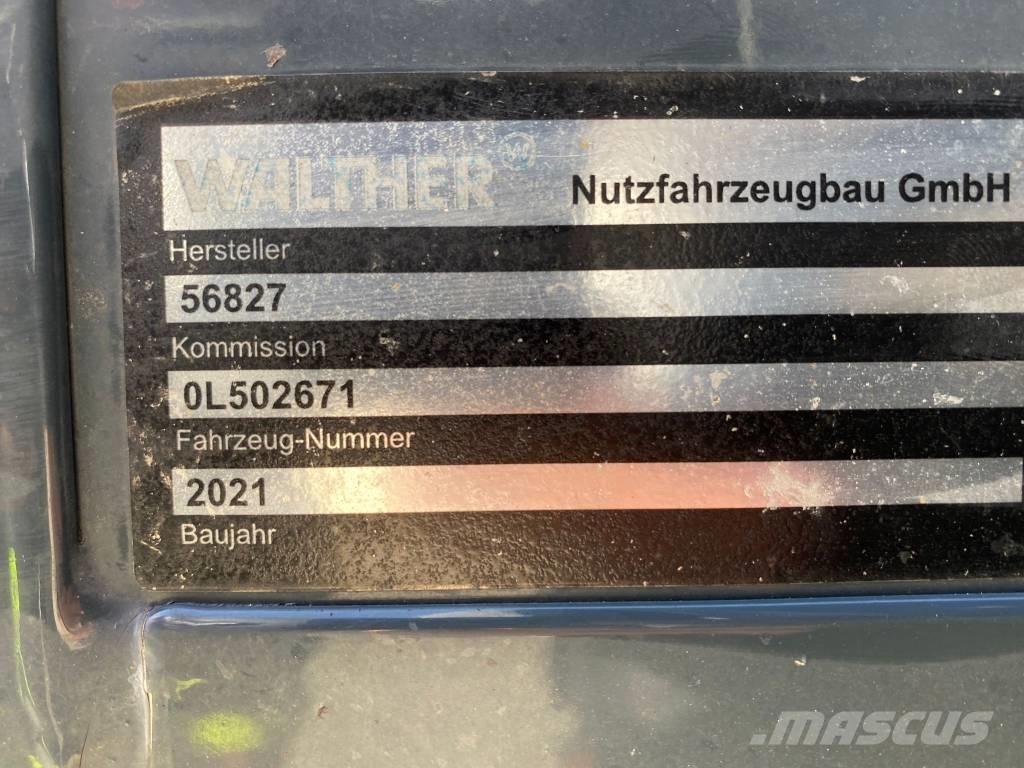 DAF LF210 貨箱式卡車