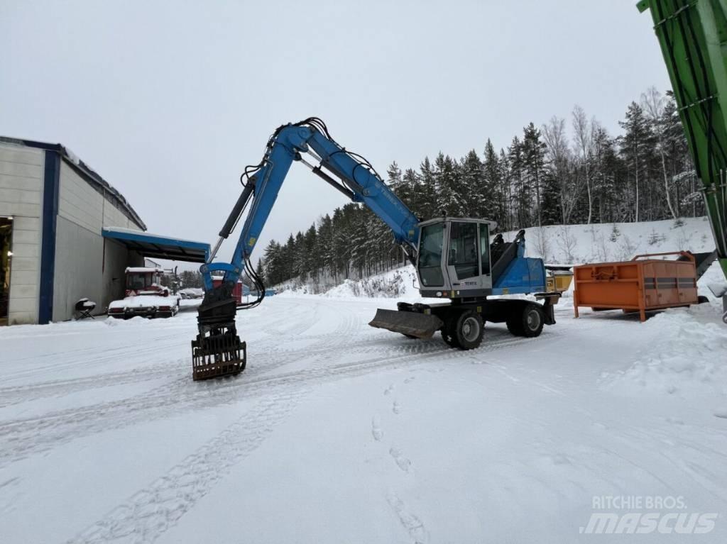 Fuchs MHL 320 廢棄物/工業用操作車