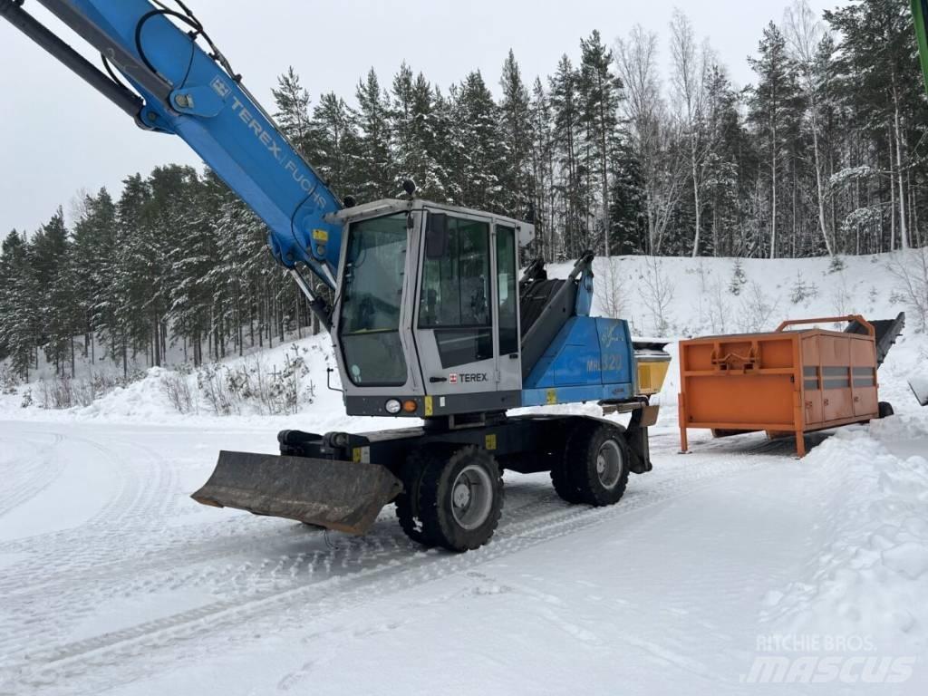 Fuchs MHL 320 廢棄物/工業用操作車