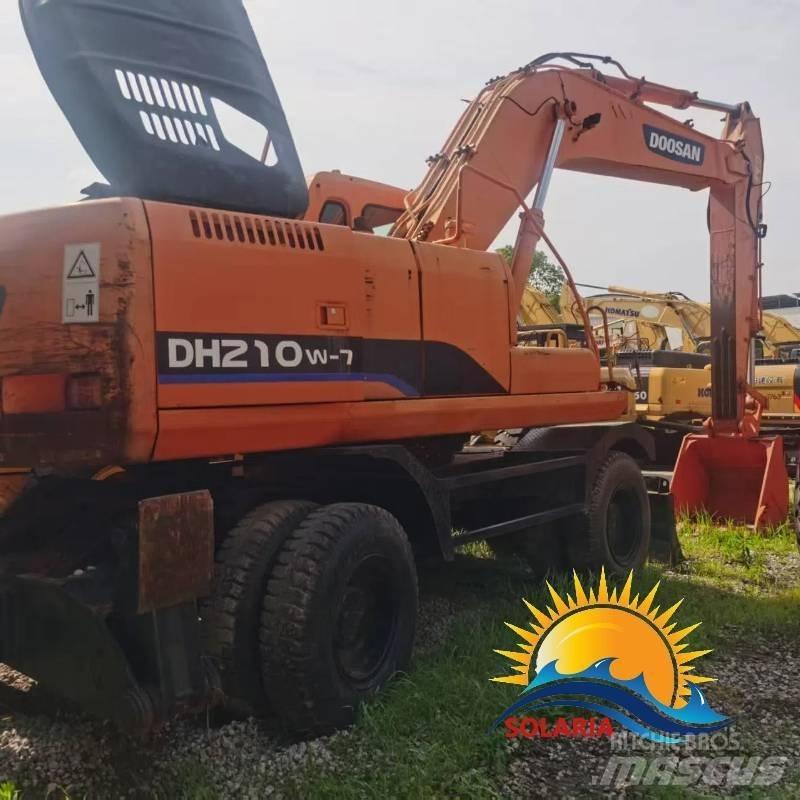 Doosan DH 210 W 旋轉式挖土機/掘鑿機/挖掘機