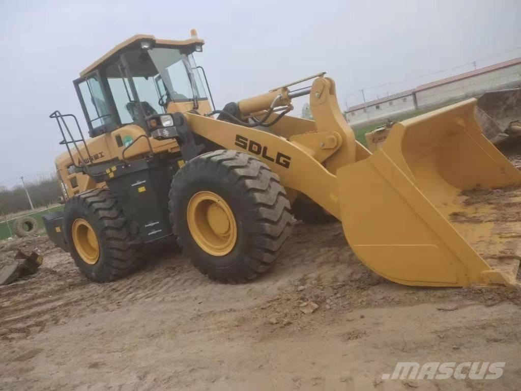 SDLG LG 955 F 輪胎式裝載機