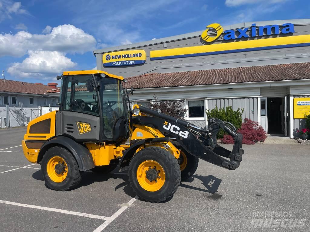 JCB 409 輪胎式裝載機