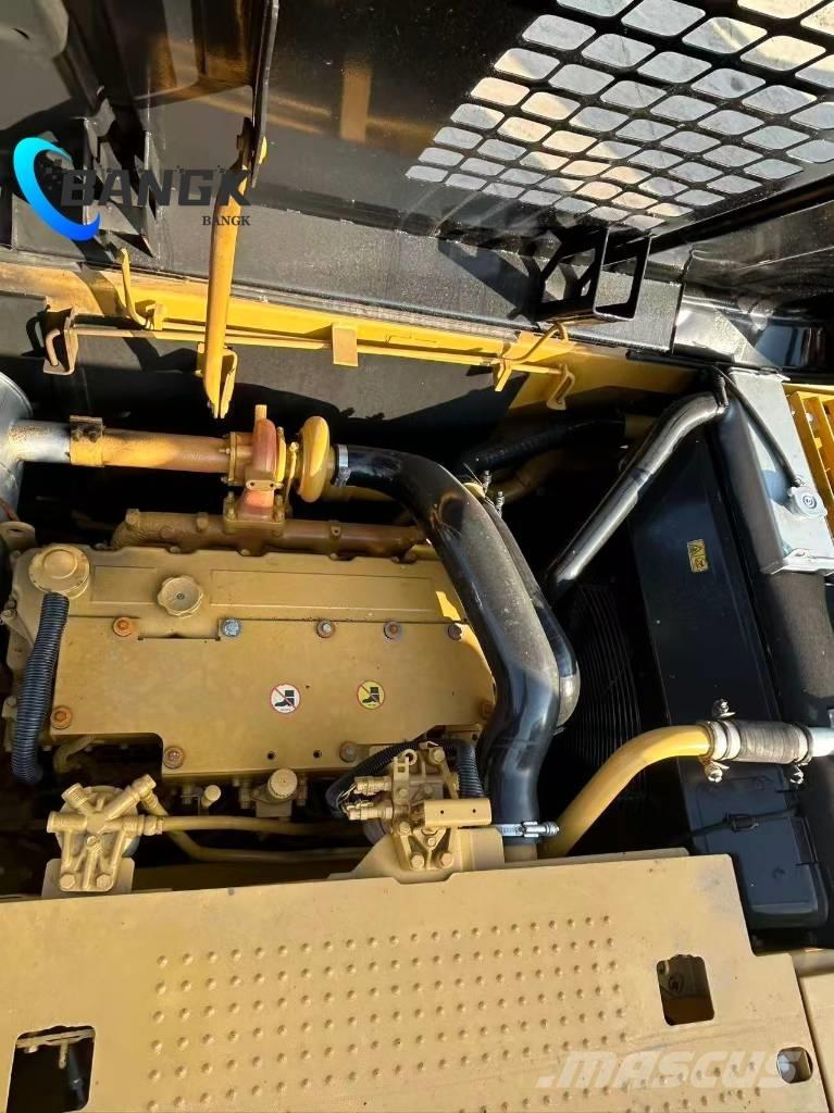 CAT 320 D 履帶式 挖土機/掘鑿機/挖掘機