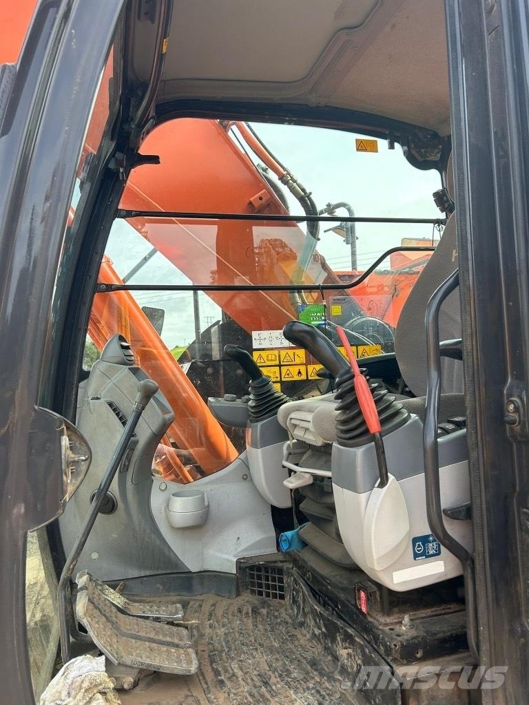 Hitachi ZX225 USLC-6 履帶式 挖土機/掘鑿機/挖掘機