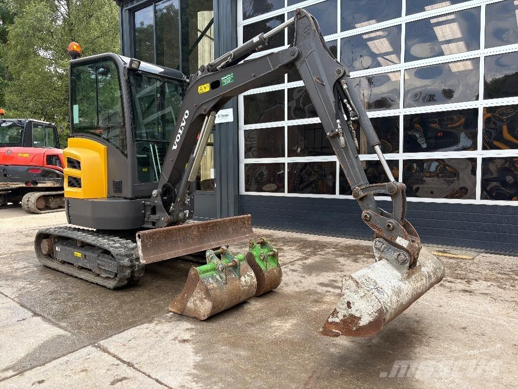 Volvo ECR 25 D 小型挖土機/掘鑿機<7t(小型挖掘機)