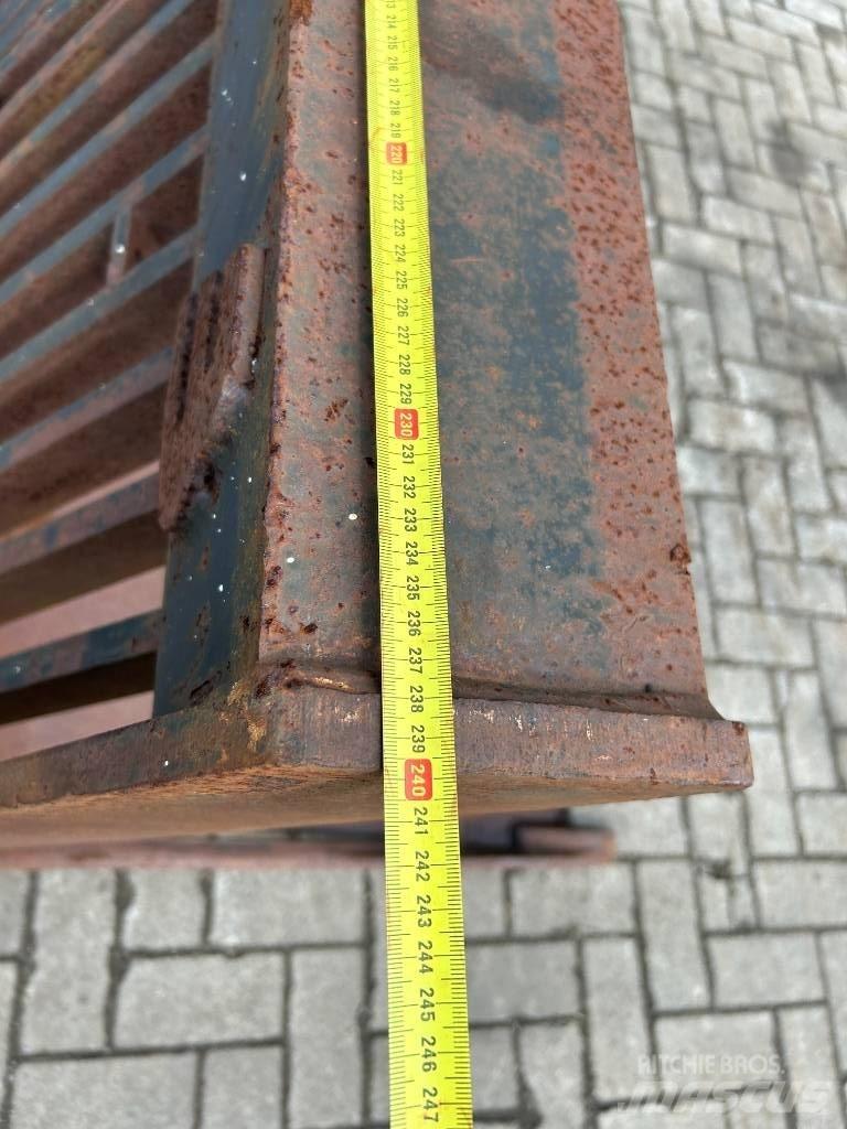 Volvo Puin Bak 篩分機