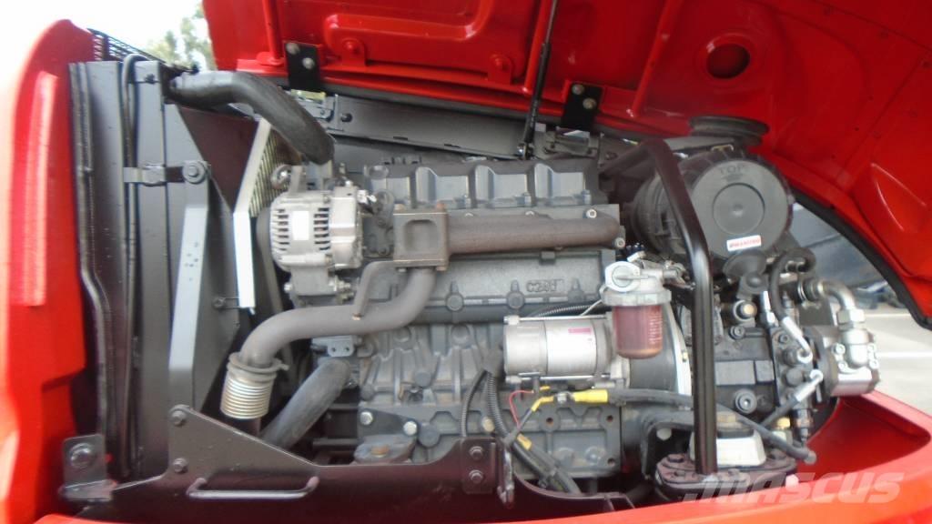 Manitou 200 ATJ 曲臂高空作業車