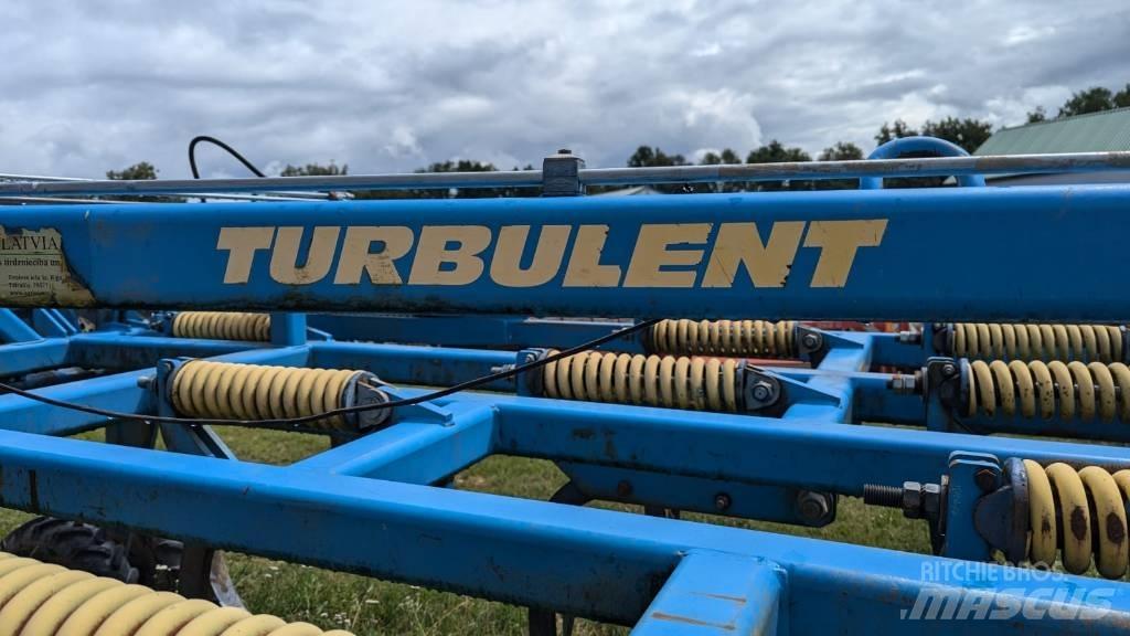 Farmet Turbulent 中耕管理機