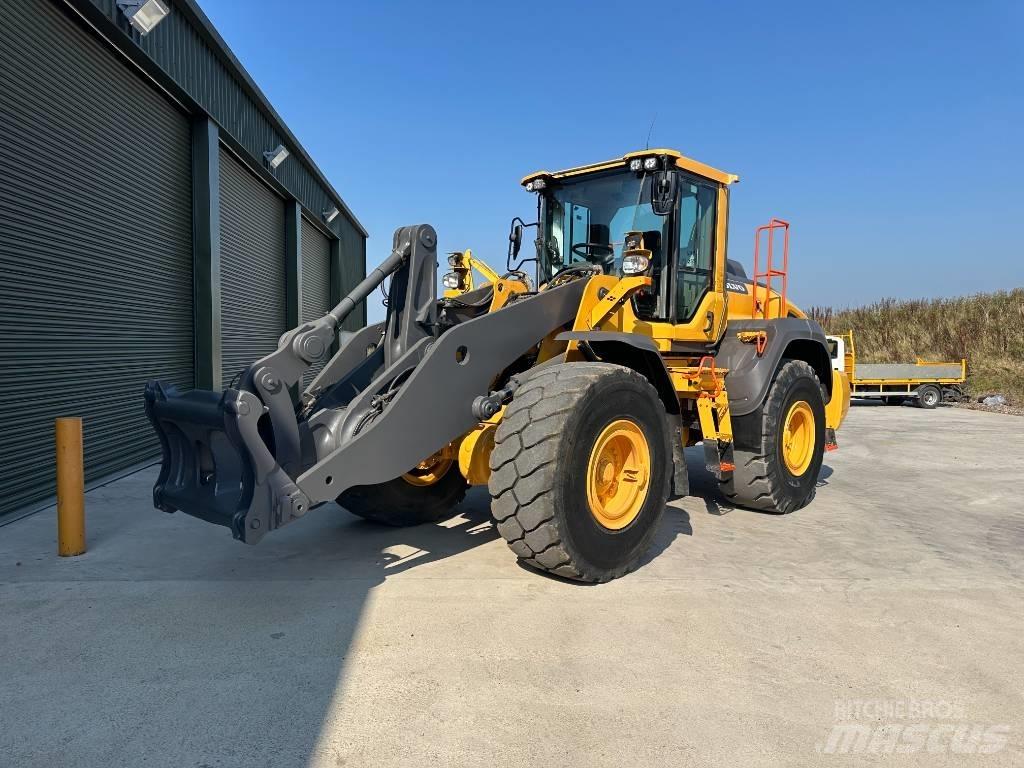 Volvo L 120 H 輪胎式裝載機