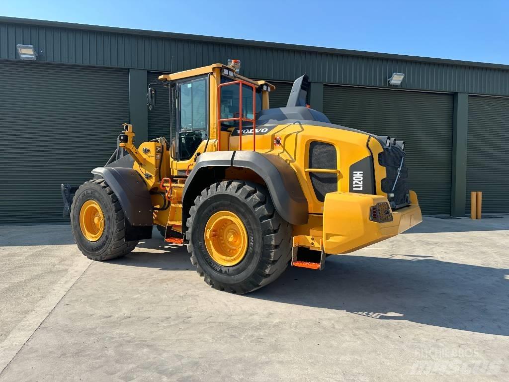 Volvo L 120 H 輪胎式裝載機
