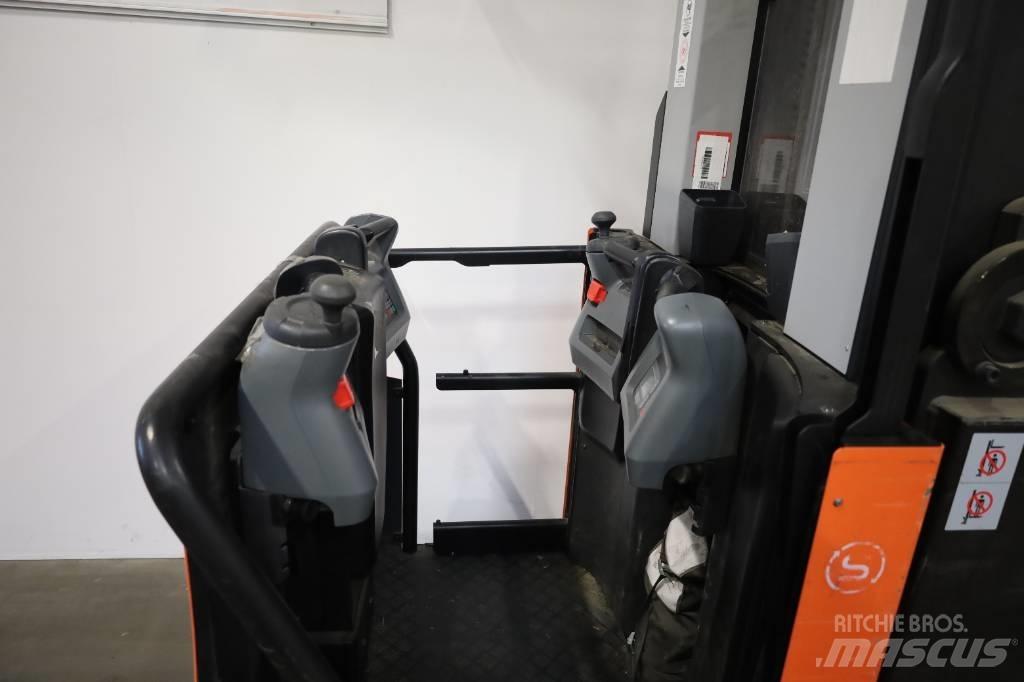 Toyota OME 100 H 中端式裝載機