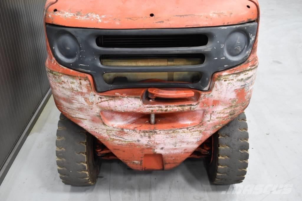 Linde H 25 D - 01 柴油卡車