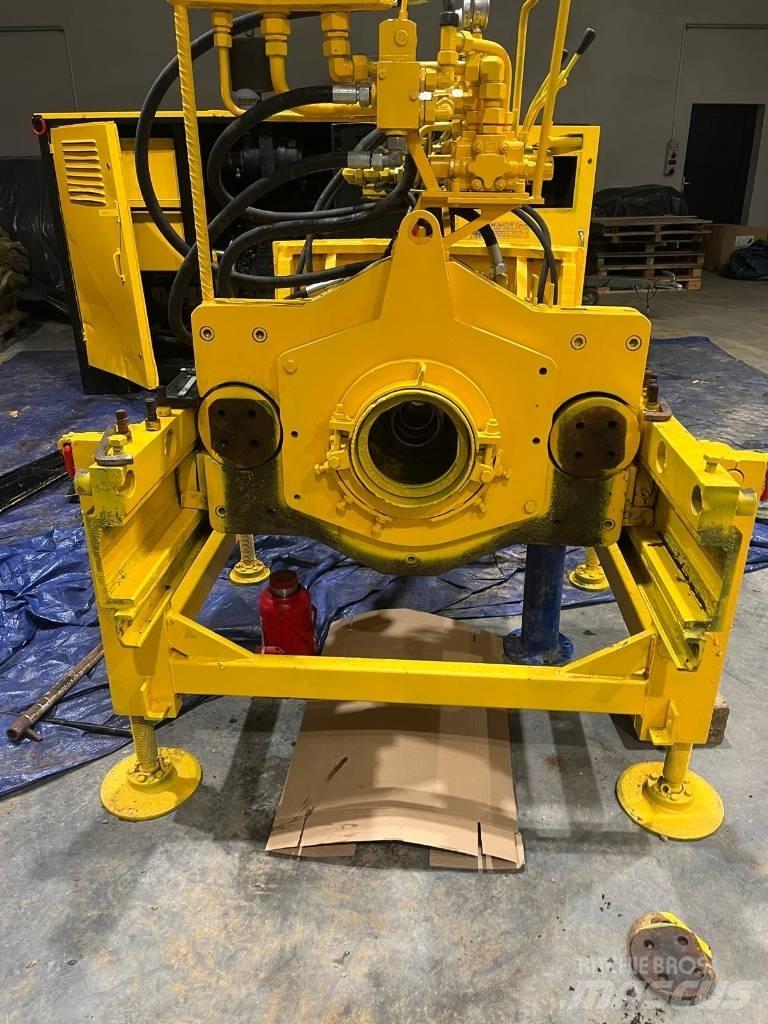  PERFORATOR PBA95 隧道和地下採礦鑽機