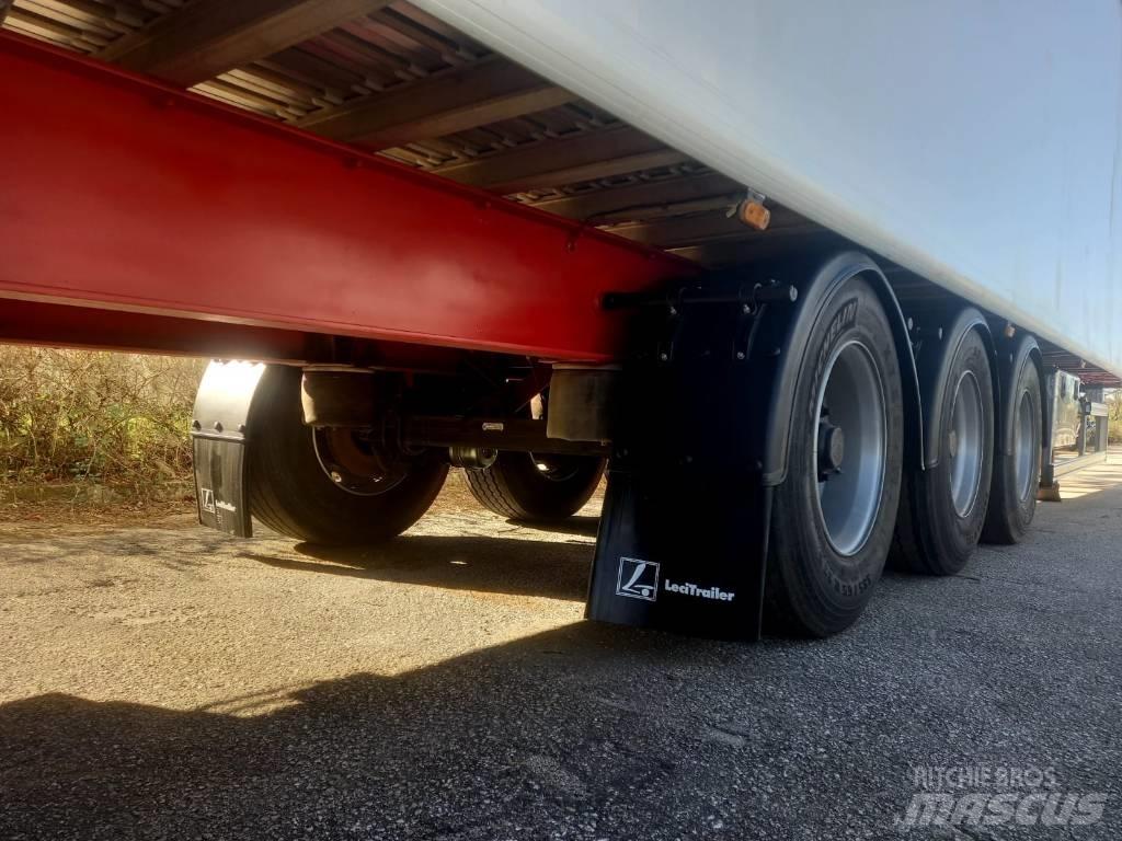 Lecitrailer PM3S 自裝卸半拖車