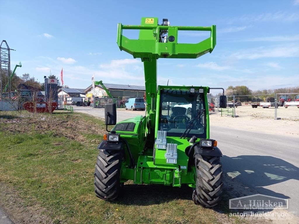 Merlo TF 27.6 伸縮臂操作車