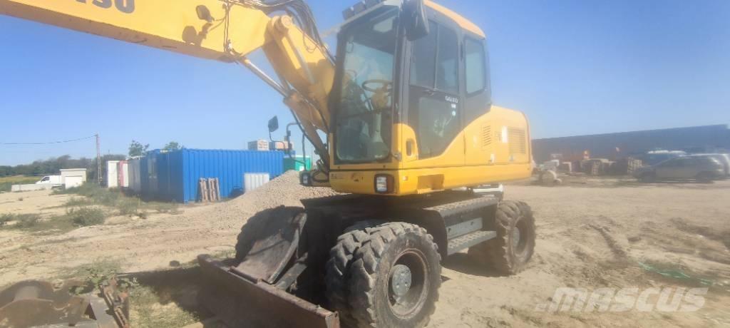 Komatsu PW 140-7 旋轉式挖土機/掘鑿機/挖掘機