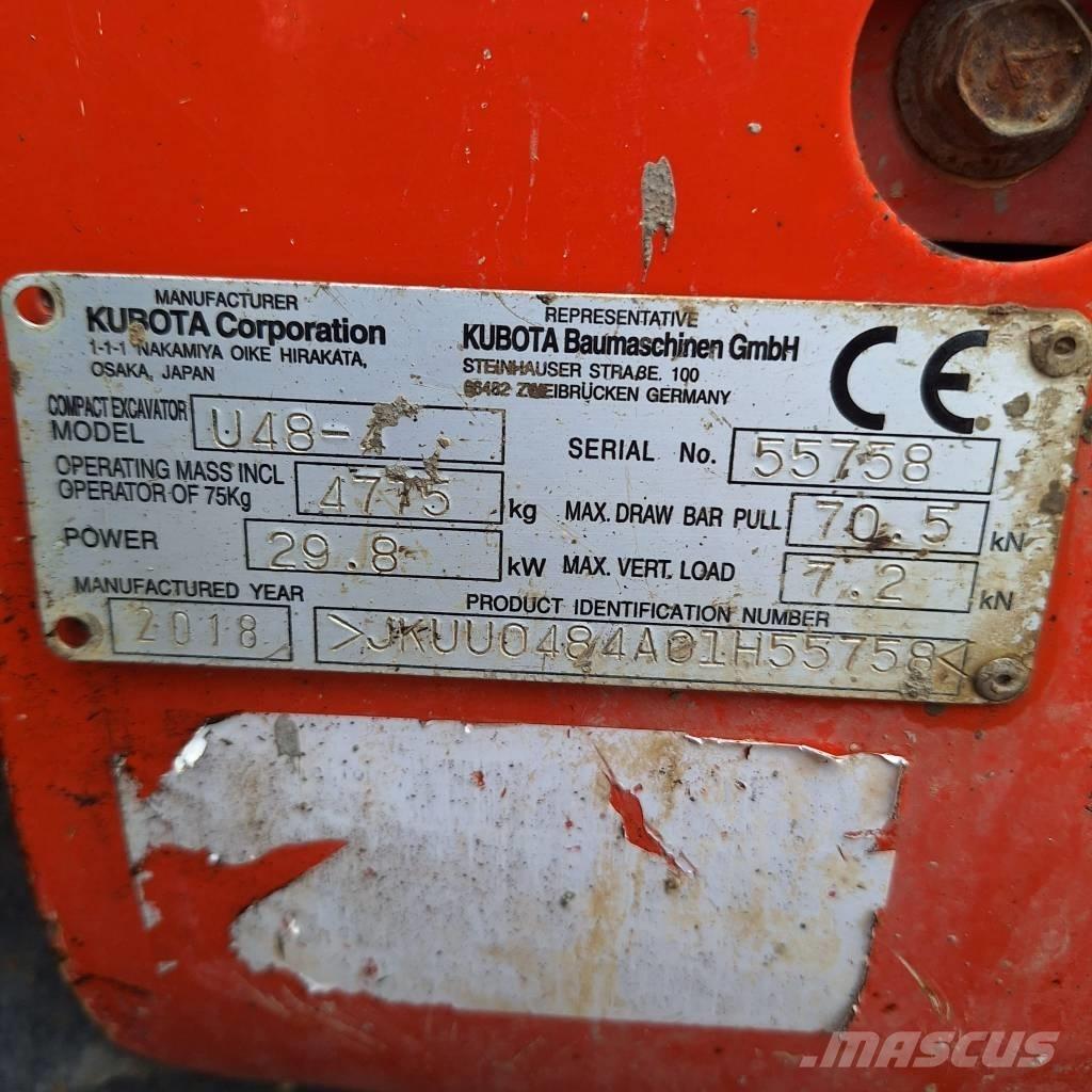 Kubota U 48-4 小型挖土機/掘鑿機<7t(小型挖掘機)