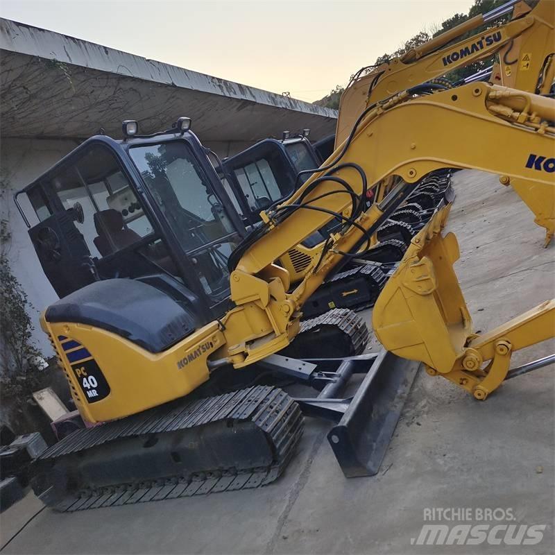 Komatsu PC 40 小型挖土機/掘鑿機<7t(小型挖掘機)