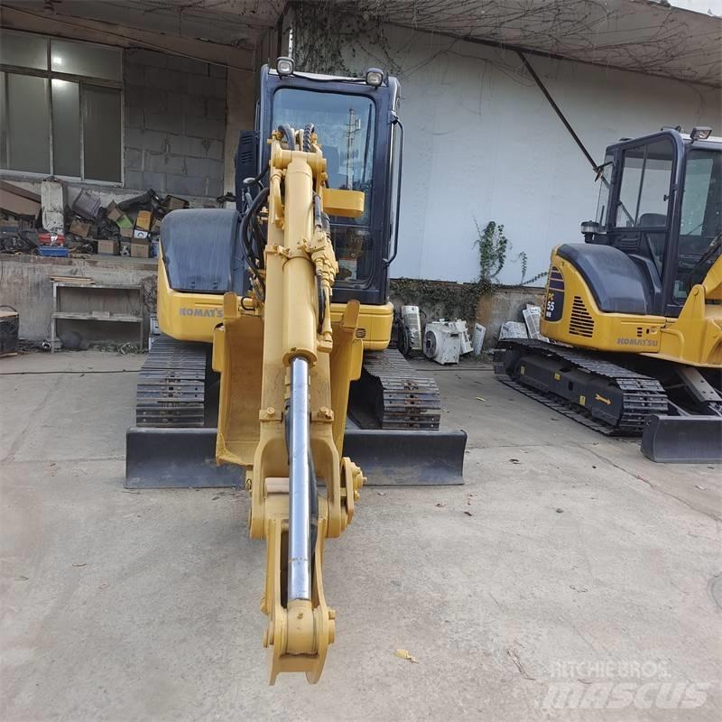 Komatsu PC 40 小型挖土機/掘鑿機<7t(小型挖掘機)