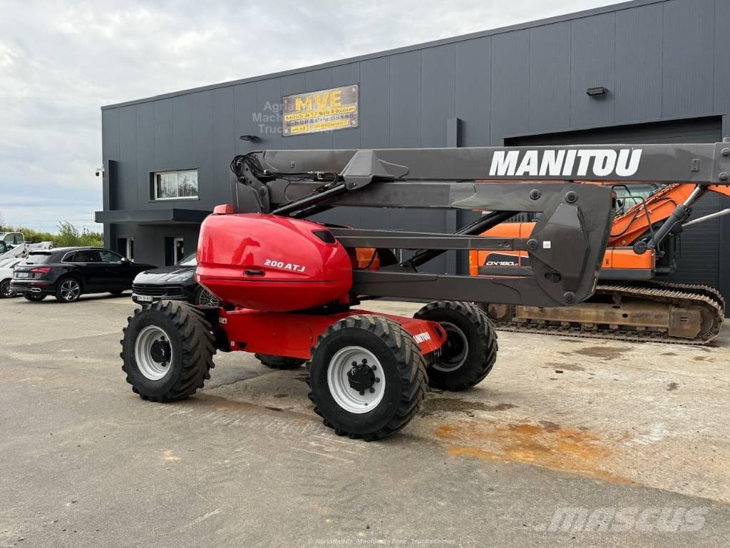 Manitou ATJ 200 伸縮臂高空作業車