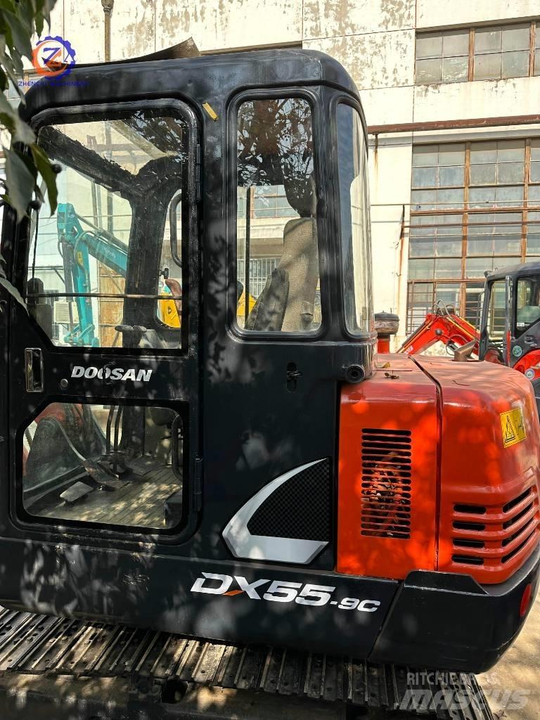 Doosan 55 小型挖土機/掘鑿機<7t(小型挖掘機)