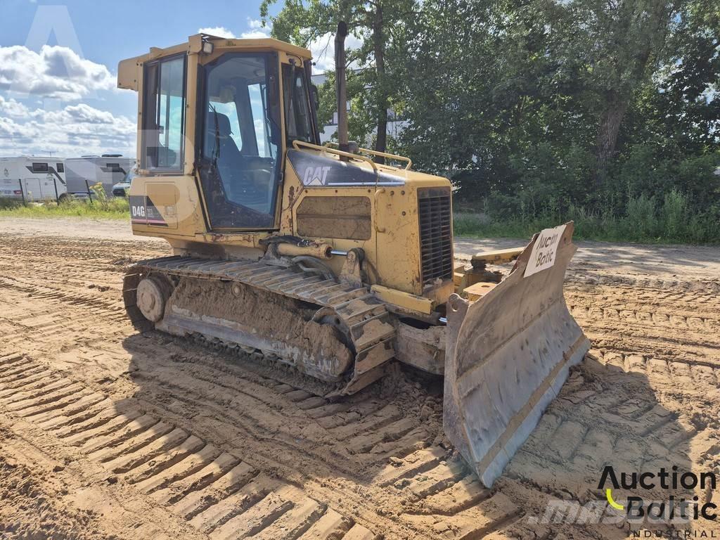 CAT D 4 G 履帶推土機